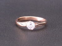帯広・グランドガレリアの手作りハンドメイドK18PGピンクゴールド婚約指輪エンゲージリング0.4ctダイヤモンド
