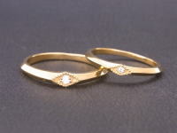 帯広グランドガレリアのpt900,K18ミル打ちアンティーク手作り結婚指輪